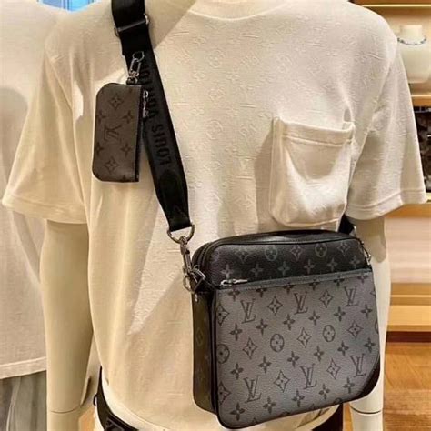 louis vuitton messenger bag white|louis vuitton messenger bags men's.